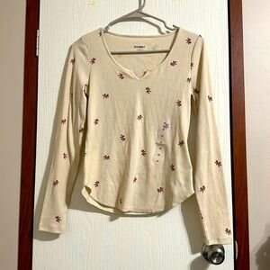 Old Navy long sleeve flower shirt